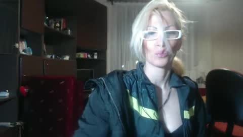 ENI pvt moan your name  WHEN I M NOT online you tell me in SNAPCHAT deal yes add me...  FREE TWITTER magiconline101...... online show from March 5, 11:16 pm