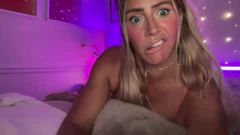 Ashley Love online show from July 18, 4:31 pm