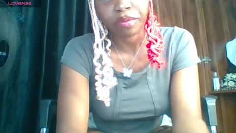 Snapshot of sexyhotbody_haileyxx chatting on September 23, 1:20 pm Hailey online show from September 23, 1:20 pm