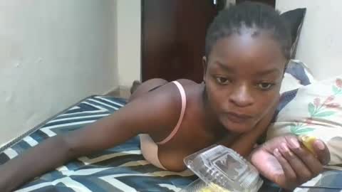 Snapshot of sexyhotgal23 chatting on December 23, 1:45 pm REBECCAH online show from December 23, 1:45 pm