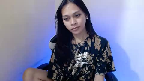 Snapshot of sexykarina_ chatting on October 1, 4:34 pm Karina3 online show from October 1, 4:34 pm