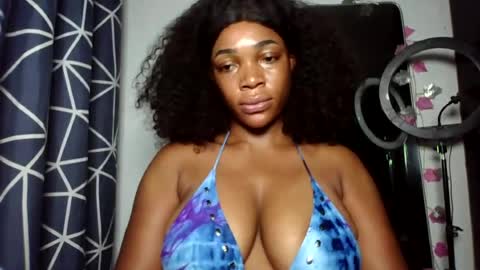 malia online show from June 20, 10:13 pm