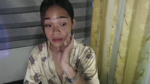 Snapshot of sexylunox chatting on October 17, 9:18 pm Lunox3 online show from October 17, 9:18 pm