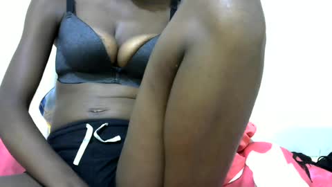 sexynana2001 online show from August 5, 9:26 am
