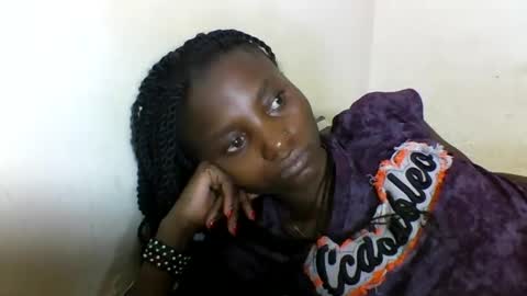 Snapshot of sexyneedle22 chatting on February 18, 5:53 am VIVIAN online show from February 18, 5:53 am