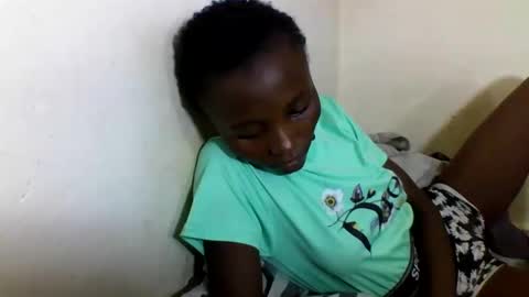 Snapshot of sexyneedle22 chatting on March 1, 7:41 am VIVIAN online show from March 1, 7:41 am