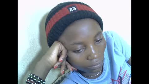 Snapshot of sexyneedle22 chatting on February 28, 7:37 am VIVIAN online show from February 28, 7:37 am