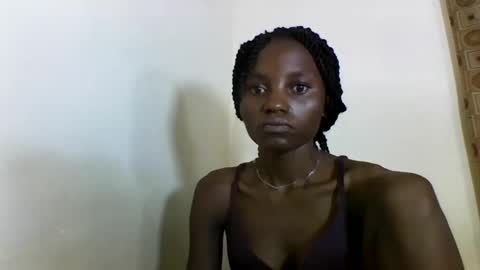 Snapshot of sexyneedle22 chatting on February 16, 5:48 am VIVIAN online show from February 16, 5:48 am