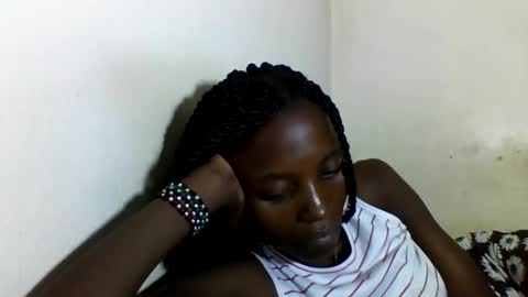 Snapshot of sexyneedle22 chatting on February 13, 6:59 pm VIVIAN online show from February 13, 6:59 pm