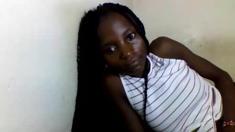 Snapshot of sexyneedle22 chatting on February 14, 5:30 am VIVIAN online show from February 14, 5:30 am