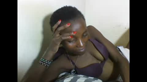 Snapshot of sexyneedle22 chatting on February 24, 6:26 pm VIVIAN online show from February 24, 6:26 pm