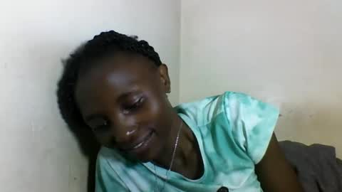 Snapshot of sexyneedle22 chatting on February 18, 7:32 pm VIVIAN online show from February 18, 7:32 pm