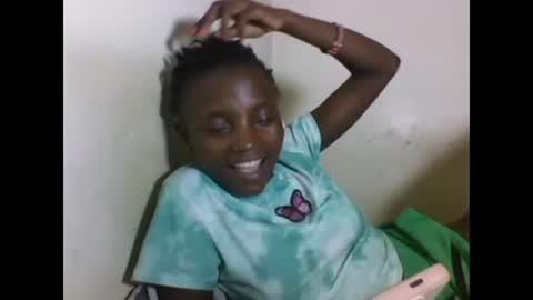 Snapshot of sexyneedle22 chatting on February 19, 7:38 pm VIVIAN online show from February 19, 7:38 pm