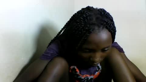 Snapshot of sexyneedle22 chatting on February 16, 4:32 pm VIVIAN online show from February 16, 4:32 pm