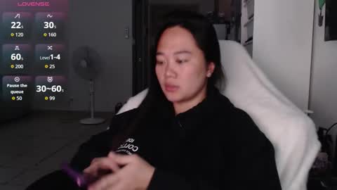 sexypenguin13 online show from February 8, 8:18 am