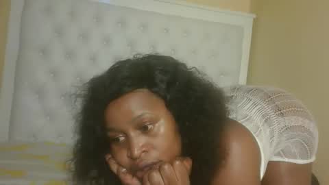 queenivy online show from October 10, 7:08 pm