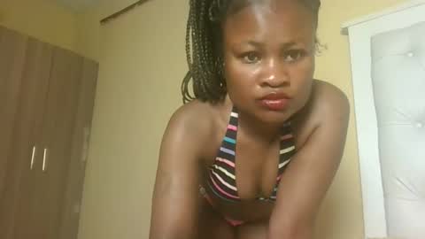 queenivy online show from September 20, 9:02 pm