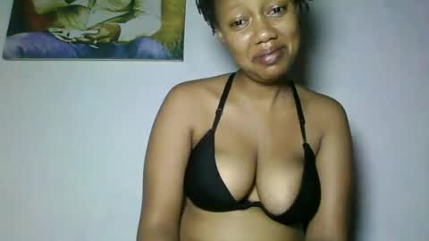 sexyred1738 online show from June 21, 3:54 am