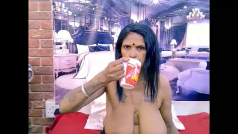 sexyva4u2luv online show from June 9, 5:29 am