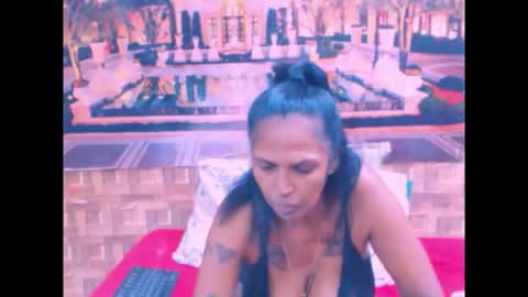 sexyva4u2luv online show from October 9, 7:01 am