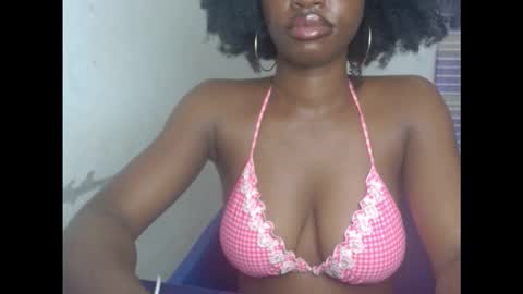 Blue online show from February 3, 4:34 pm