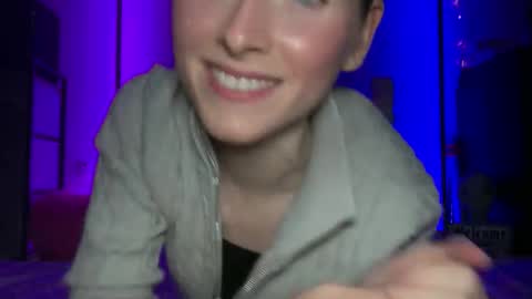 shadebabe online show from March 1, 6:13 am