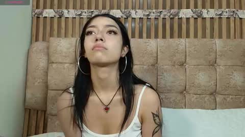 shadow_hiill online show from November 24, 4:36 am