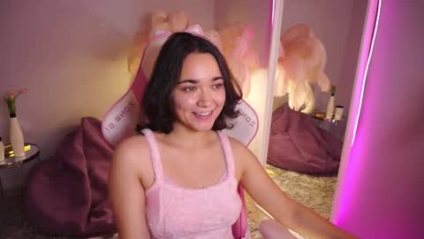 Snapshot of shadowlotus_ chatting on October 10, 8:47 pm Lily online show from October 10, 8:47 pm
