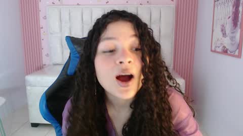 Snapshot of shalon_diaz_sub chatting on September 9, 1:33 pm Shalon online show from September 9, 1:33 pm