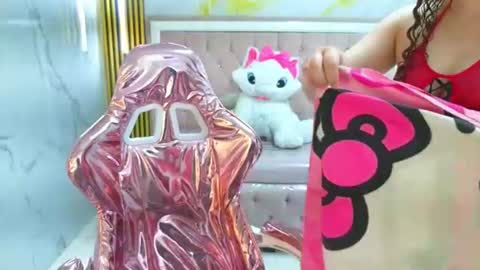 Shalon  online show from July 26, 3:25 am