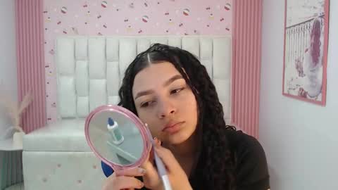 Shalon  online show from January 13, 1:04 pm