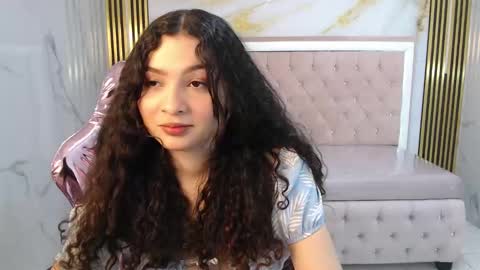 Snapshot of shalon_diaz_sub chatting on January 18, 1:08 pm Shalon online show from January 18, 1:08 pm