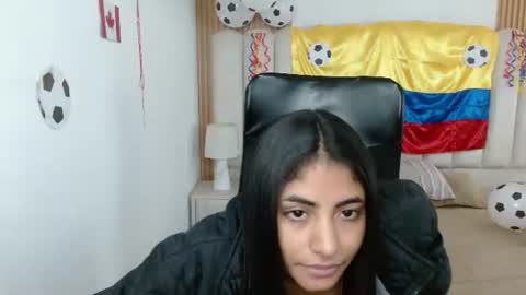 shanelle online show from June 13, 1:19 pm