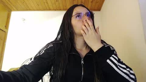 shanel_lozano online show from June 8, 9:03 pm