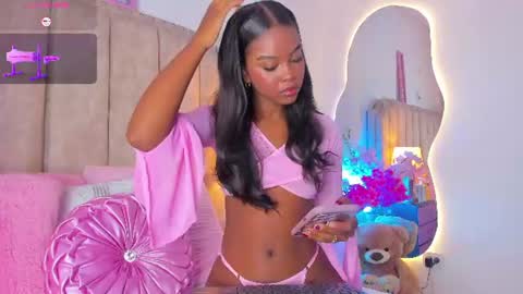 Shanel online show from June 24, 1:32 pm