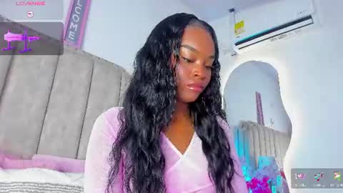 Shanel online show from June 29, 1:44 pm