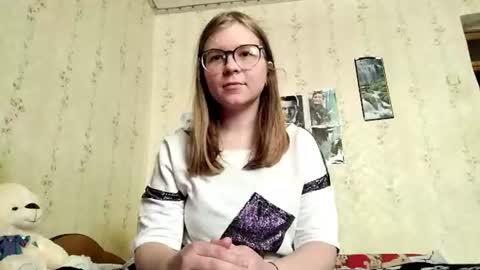 Anya online show from June 22, 8:22 am