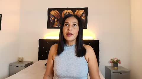  Shanon  online show from June 22, 7:11 pm