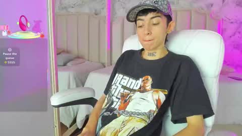 Shantal online show from February 27, 10:04 am