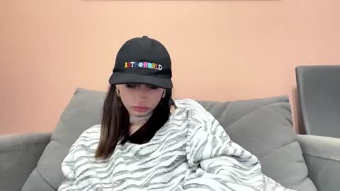 Kira online show from June 14, 3:45 pm