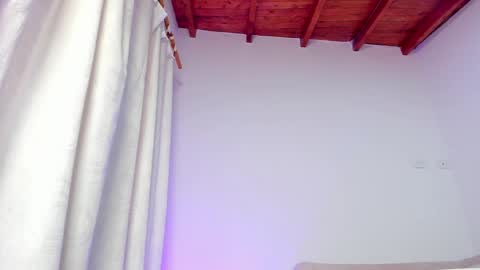 Snapshot of sharlot_harrys chatting on February 21, 3:32 pm Hi fiends ---- I usually start online from Monday to Friday from 1000 am Saturdays and Sundays at 600 am Colombia time online show from February 21, 3:32 pm