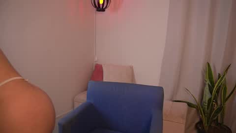 Snapshot of sharlotte_evanns chatting on October 24, 7:21 pm Sharlotte online show from October 24, 7:21 pm