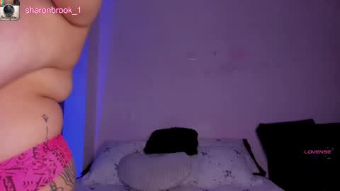 Snapshot of sharon_brook chatting on February 21, 2:50 am sharon_brook online show from February 21, 2:50 am