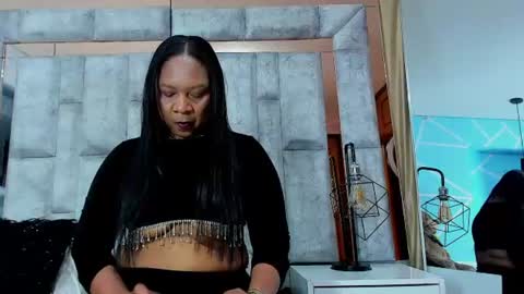 Sharon Noa online show from June 17, 2:29 pm