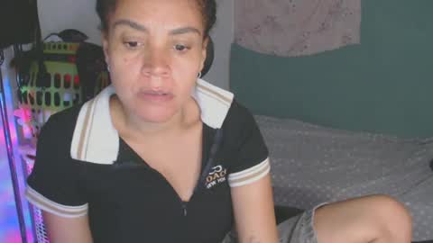 Shayna online show from July 3, 3:23 am