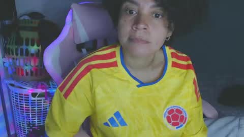 Shayna online show from July 8, 1:41 am