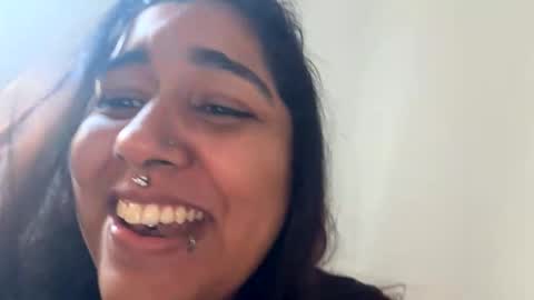 Heidy  online show from March 1, 4:39 pm