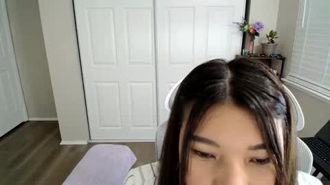 sheilyn_smith online show from January 15, 5:02 am