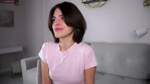 Alex online show from December 2, 1:18 am