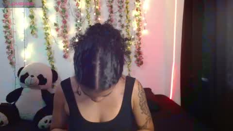 Snapshot of shenna_brunette_ chatting on September 11, 7:03 pm Shenna online show from September 11, 7:03 pm